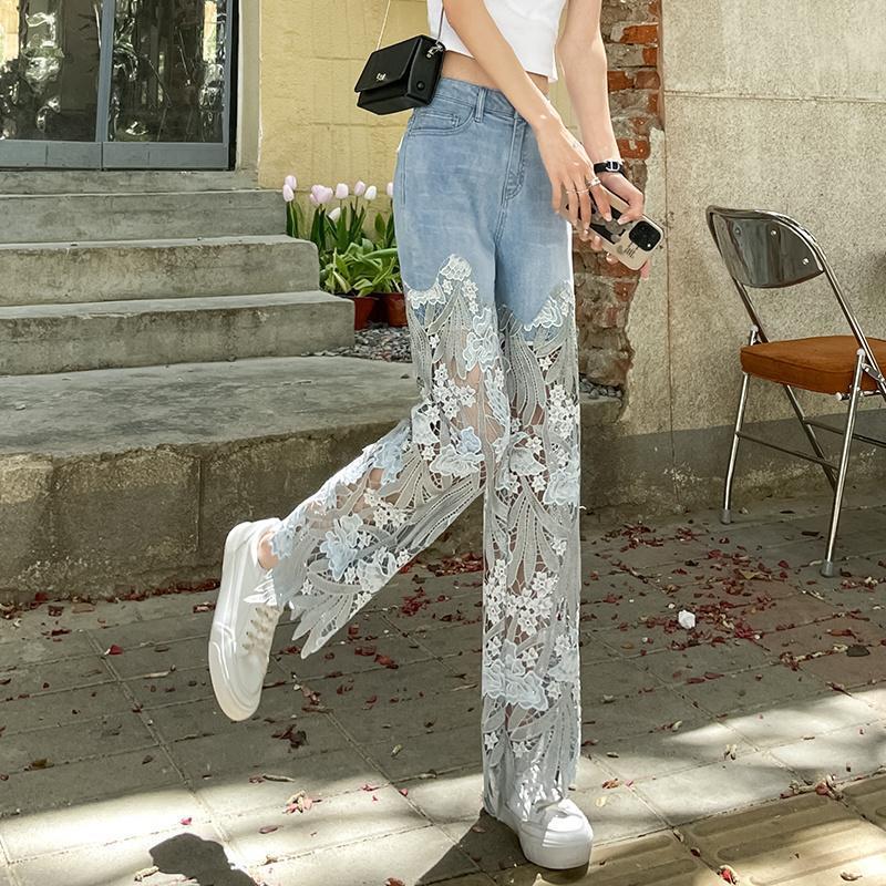 Design Lace Patchwork Straight Leg Denim Pants